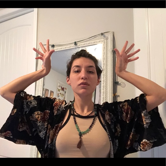 Meet your Posher, Ravyn - Picture 7 of 8